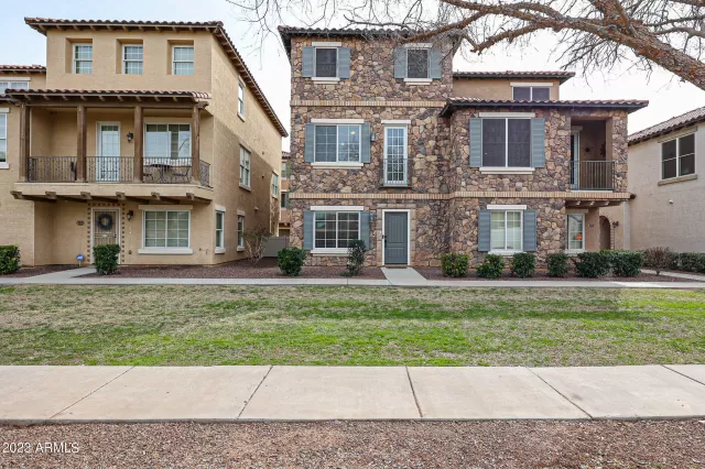 MLS: 6528161 Condo For Sale