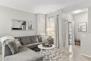 Photo #5: 6528658 Listing 