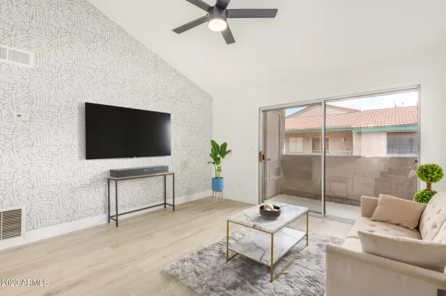 MLS: 6528660 Condo For Sale