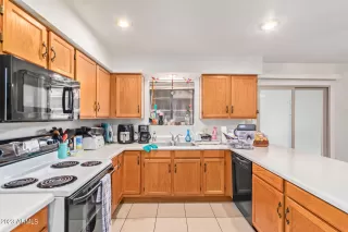 Photo #4: 6528712 Listing 