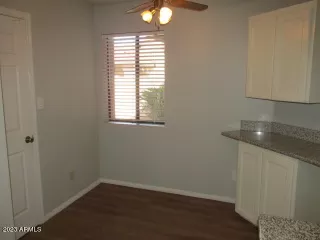 Photo #5: 6528904 Listing