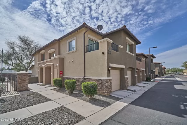 MLS: 6528913 Condo For Sale