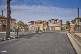 Photo #2: 6528913 Listing 