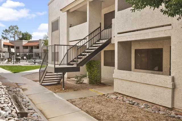 MLS: 6529100 Condo For Sale