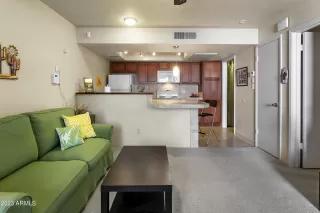 Photo #3: 6529100 Listing