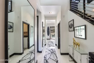 Photo #3: 6529101 Listing