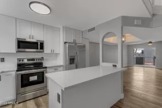 Photo #4: 6529149 Listing