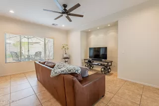 Photo #3: 6529426 Listing 