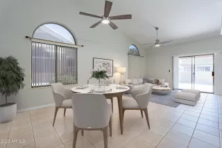 Photo #6: 6529756 Listing