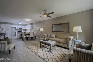 Photo #4: 6529839 Listing