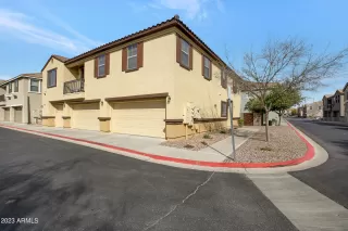 Photo #2: 6529996 Listing