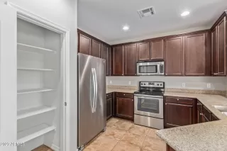 Photo #3: 6530019 Listing 