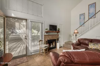 Photo #6: 6530148 Listing