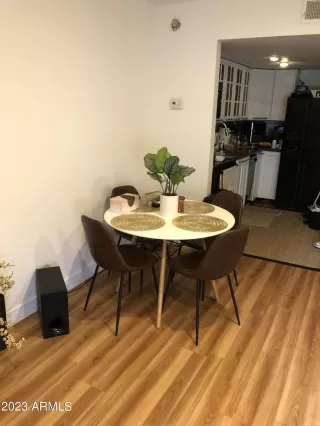 Photo #5: 6530728 Listing 