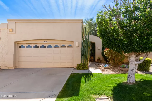 MLS: 6530782 Condo For Sale