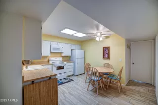 Photo #4: 6530812 Listing