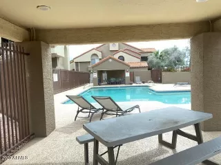 Photo #3: 6530829 Listing