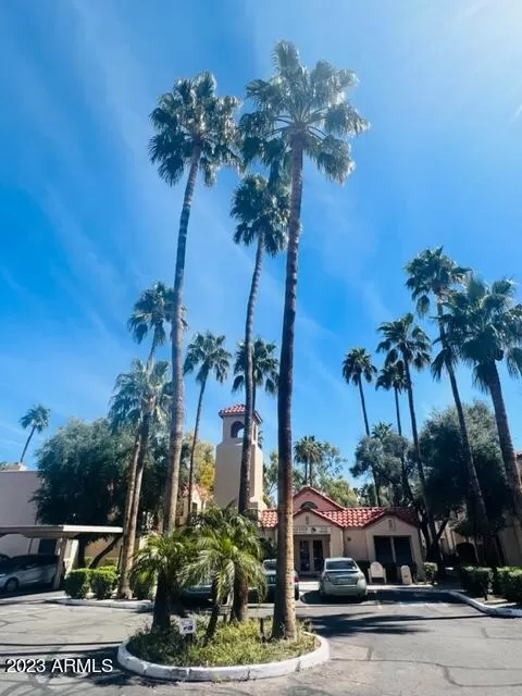 MLS: 6530932 Condo For Sale