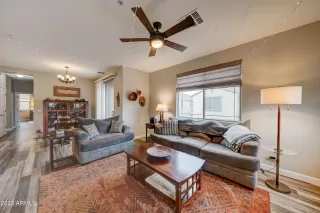 Photo #3: 6531239 Listing