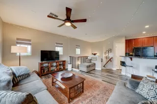 Photo #4: 6531239 Listing