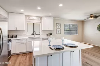 Photo #6: 6531255 Listing 