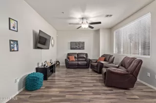 Photo #4: 6531278 Listing