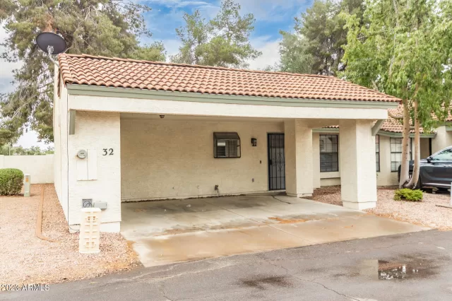 MLS: 6531289 Condo For Sale