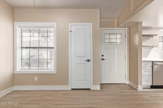 Photo #1: 6531289 Listing