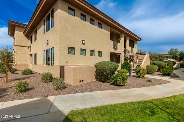 MLS: 6531444 Condo For Sale