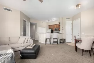 Photo #2: 6531444 Listing