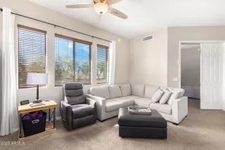 Photo #5: 6531444 Listing