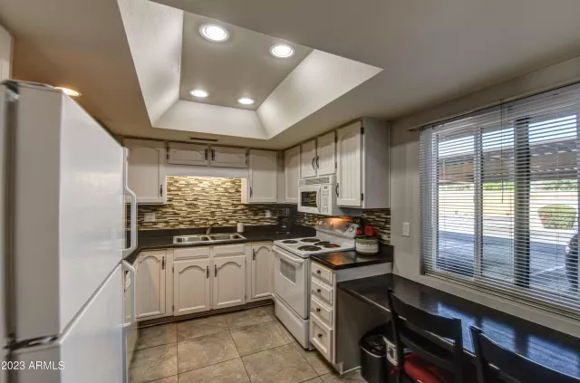 MLS: 6531562 Condo For Sale