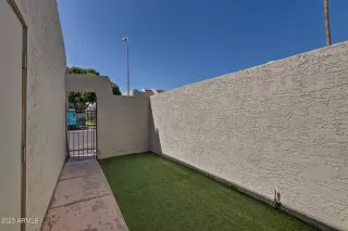 Photo #3: 6531635 Listing