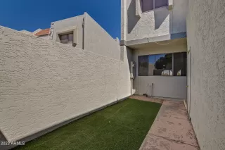 Photo #4: 6531635 Listing