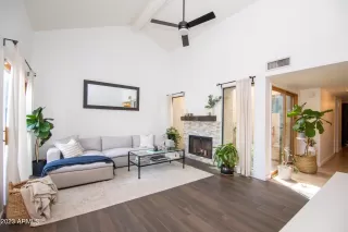 Photo #6: 6531690 Listing