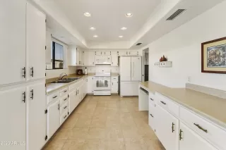 Photo #1: 6531830 Listing 