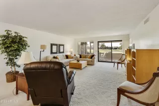 Photo #2: 6531830 Listing 