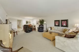 Photo #6: 6531830 Listing 