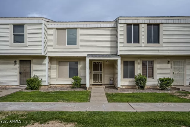 MLS: 6531904 Condo For Sale