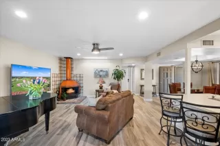 Photo #5: 6532075 Listing