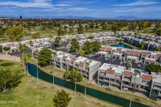 Photo #5: 6532246 Listing