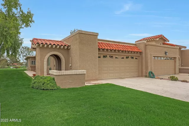 MLS: 6532514 Condo For Sale