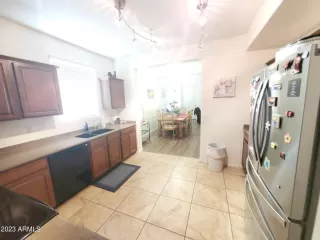 Photo #2: 6532533 Listing