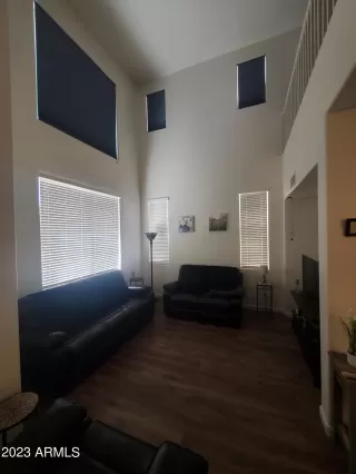 Photo #5: 6532533 Listing