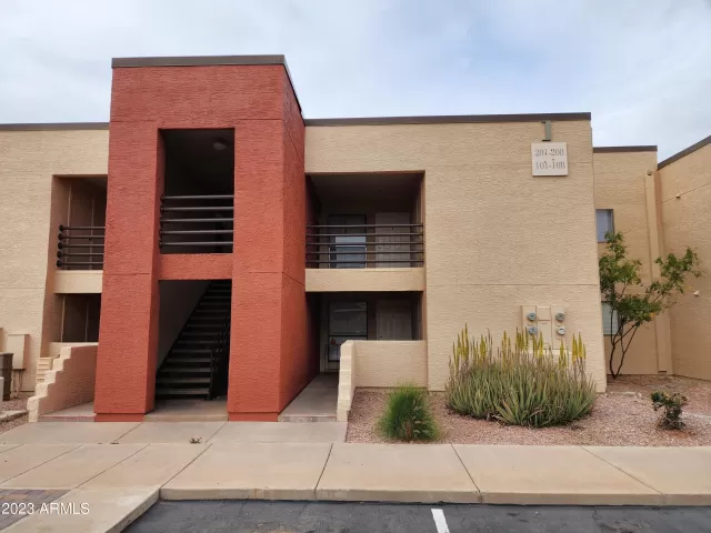 MLS: 6532564 Condo For Sale