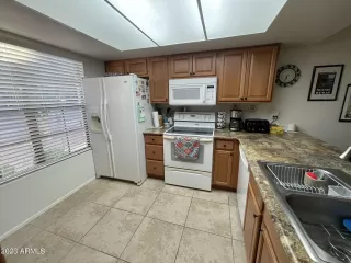 Photo #2: 6532616 Listing