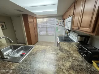 Photo #3: 6532616 Listing