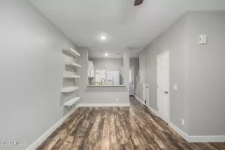 Photo #3: 6532619 Listing