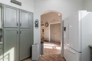 Photo #6: 6532676 Listing