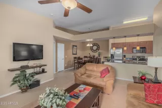 Photo #5: 6532708 Listing